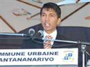 Bürgermeister Andry Rajoelina erklärte sich kurzerhand zum Staatschef.