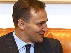 Radoslaw Sikorski stand im Disput mit Geheimdienstchef Macierewicz.