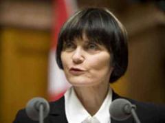 Bundesrätin Micheline Calmy-Rey: Keine neuen Ausländer einstellen.
