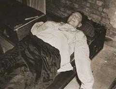 Hermann Göring nach seinem Selbstmord.