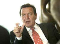 Schröder will sich mit seinen Kenntnisse über Osteuropa, dem Mittleren Osten und China andienen.