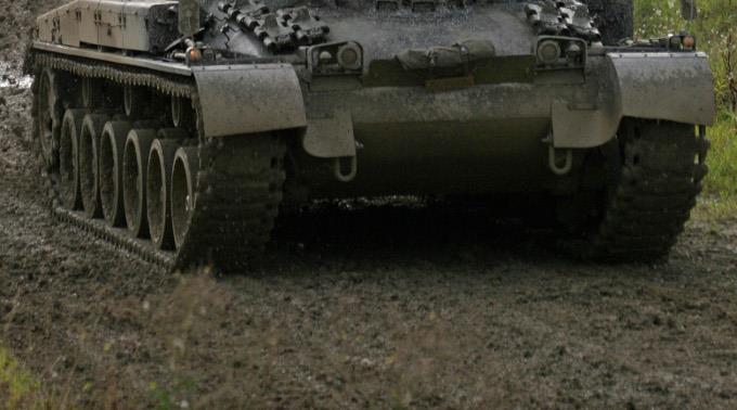 Bei der Übung sollen unter anderem auch Panzer eingesetzt werden. (Archivbild)