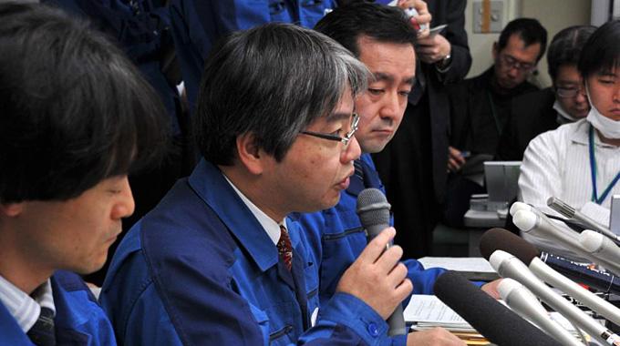 Tepco-Sprecher Junich Matsumoto informiert in Tokio.