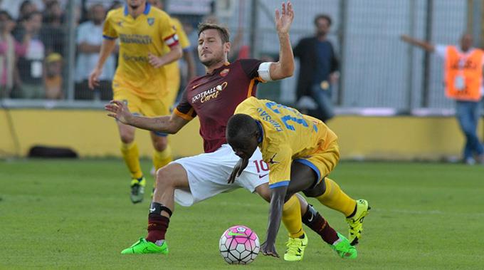 Francesco Totti gegen Yussif Raman.